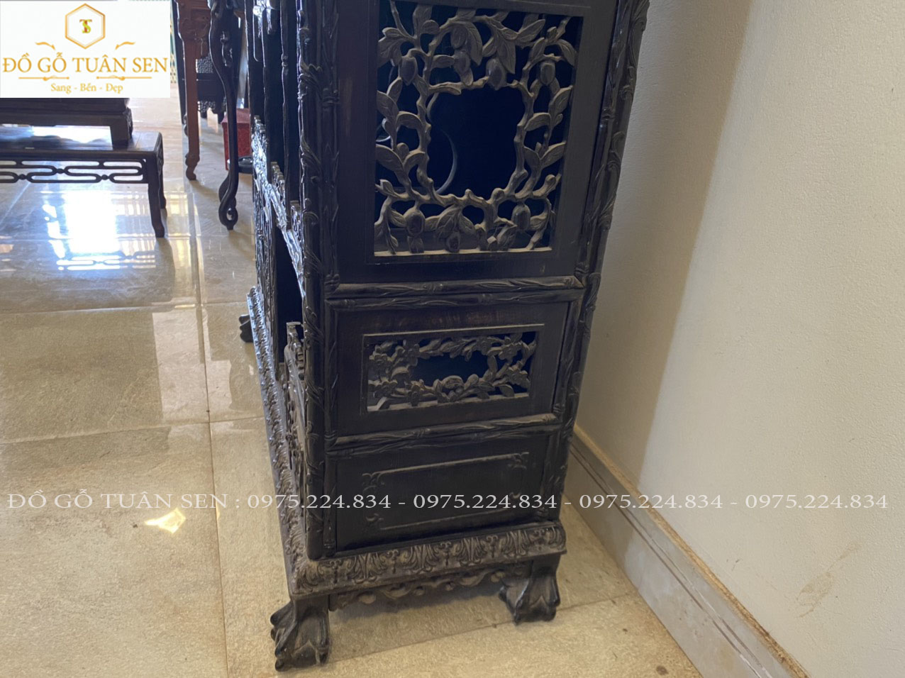 Hãy cùng đồ gỗ Tuân Sen xem hình ảnh tủ cổ xưa gỗ trắc 